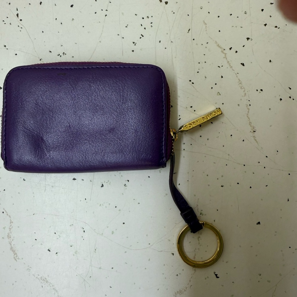 Tory Burch Deep Purple Leather Zip Card Case with Keychain and Gold hardware - Picture 4 of 16